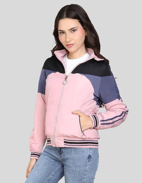 Chamarra casual American College USA para mujer