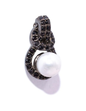 Aretes Yoiko Eloisa con acabado baño rodio perla