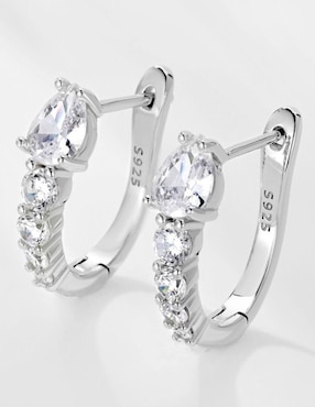Arracadas ovalados Yoiko Victoria Silver de plata P 925 con acabado baño rodio zirconia