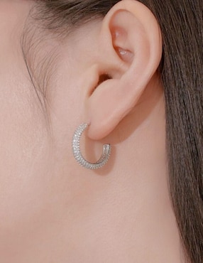 Aretes de aro de media luna Yoiko Valeria Silver de plata P 925 con acabado baño rodio zirconia