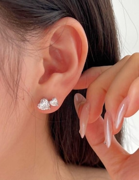 Broqueles de corazón Yoiko Lucia de plata P 925 con acabado baño rodio zirconia