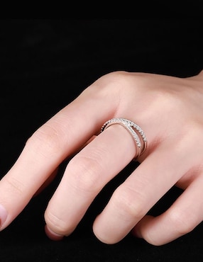 Anillo de infinito Yoiko Gen de plata zirconia brillante