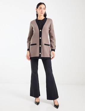 Suéter Travelers cuello V para mujer