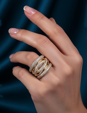 Anillo Yoiko Imperio con acabado baño de oro 18 K
zirconia