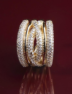 Anillo Yoiko Imperio con acabado baño de oro 18 K
zirconia