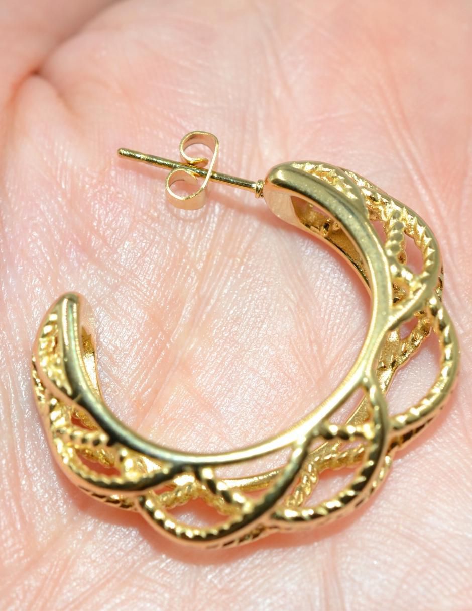 Aretes de corona Yoiko Life Style con acabado brillante 3