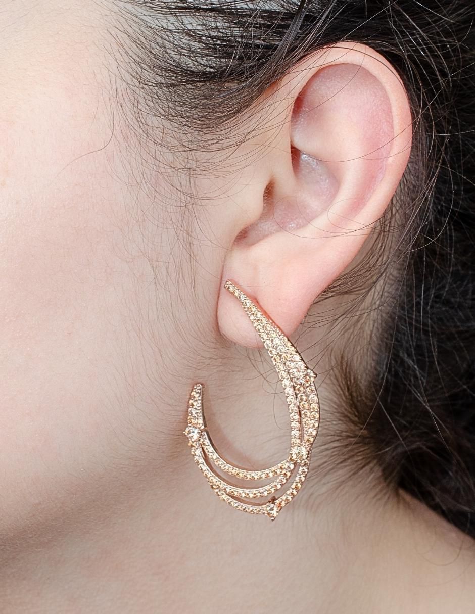 Aretes Sinfonía Golden Rose con acabado baño de oro rosa zirconia 5