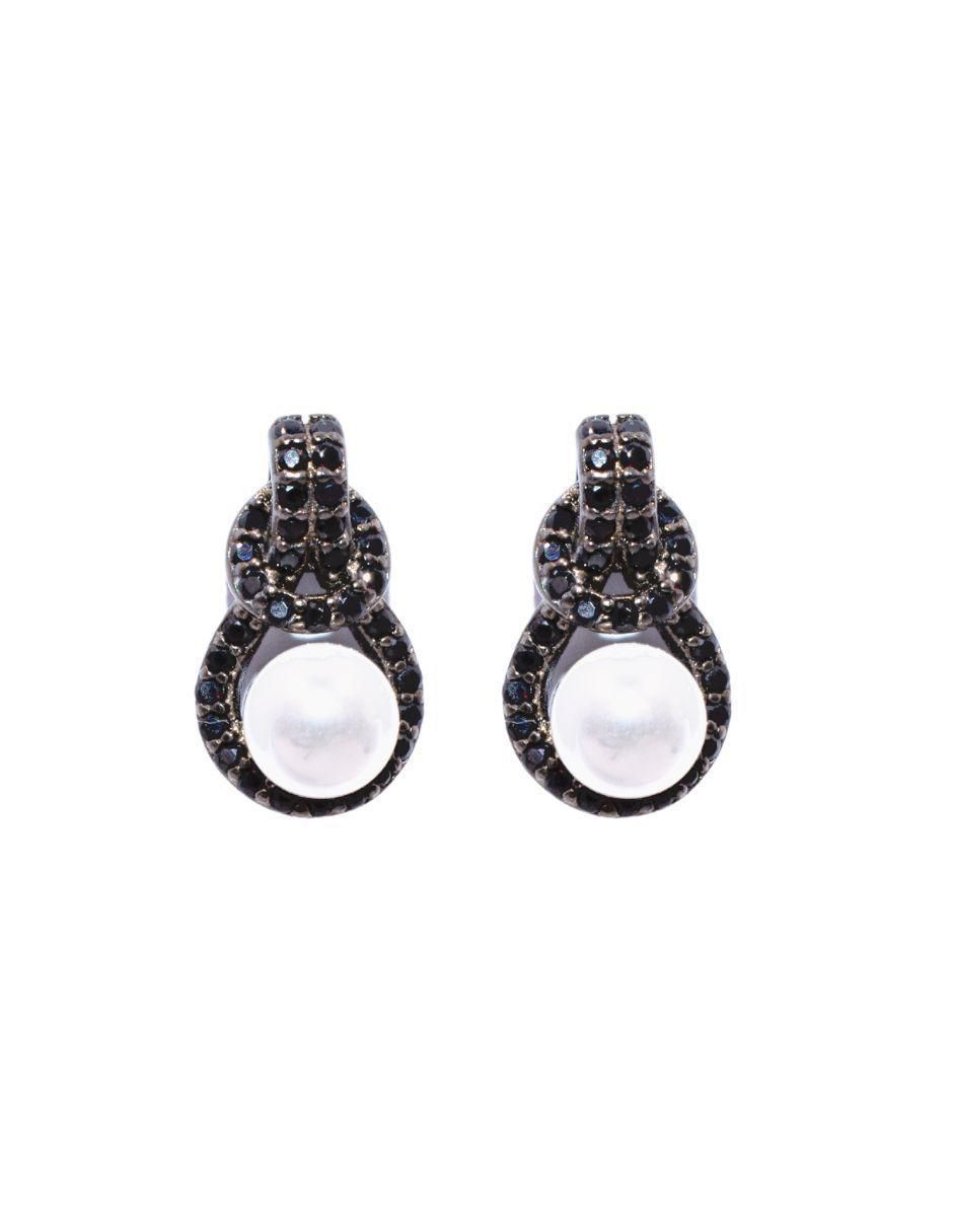Aretes Eloisa con acabado baño rodio perla 2