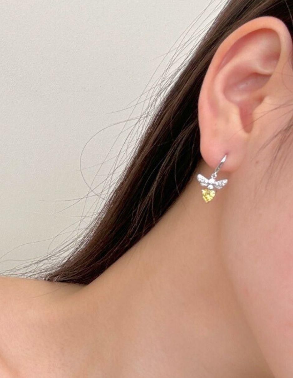 Aretes de abeja María de plata P 925 con acabado baño rodio zirconia 6