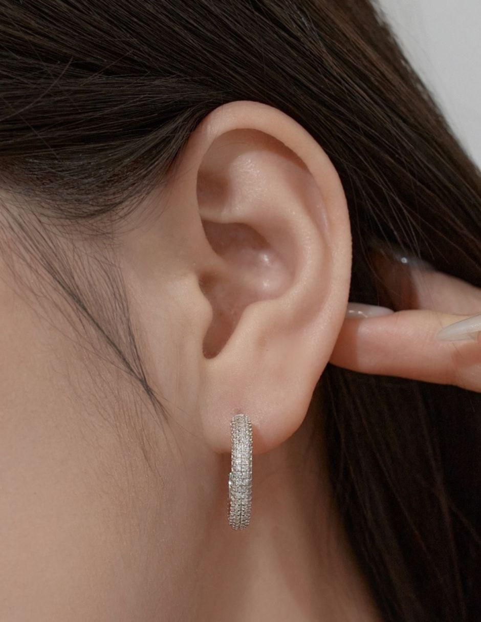 Aretes de aro de media luna Valeria Silver de plata P 925 con acabado baño rodio zirconia 6