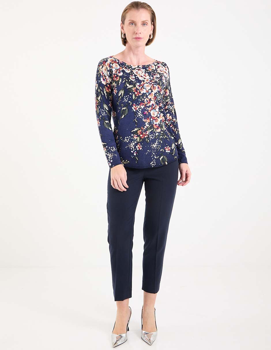 Suéter cuello ojal para mujer 3