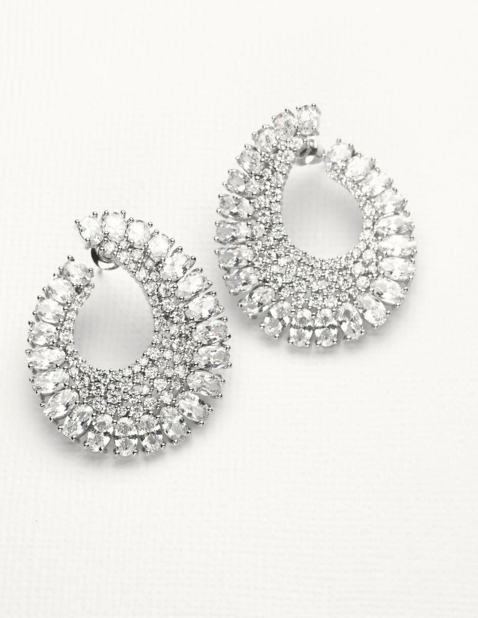 Broqueles Zelisse con acabado baño rodio zirconia 2