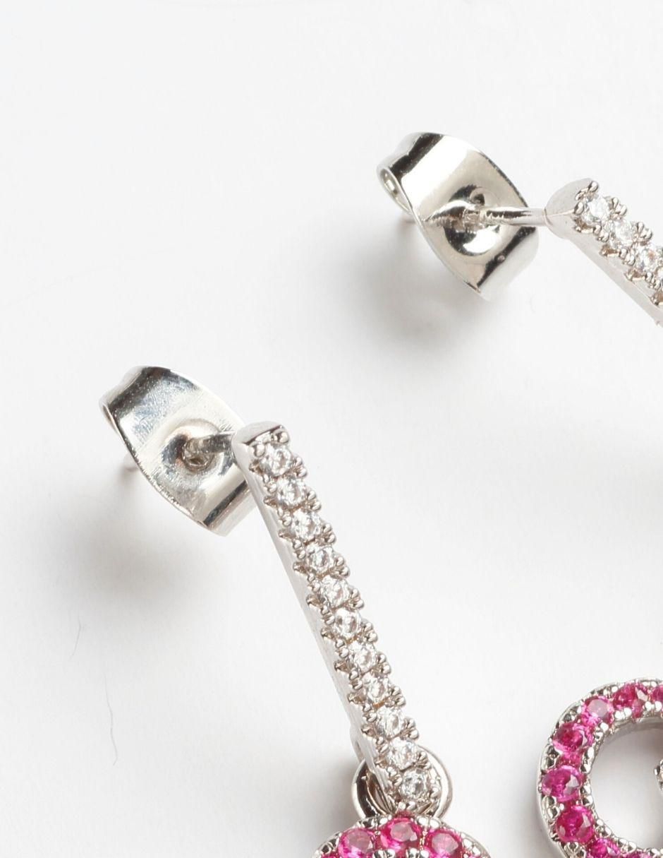 Aretes largos Amarisse con acabado baño rodio zirconia 3