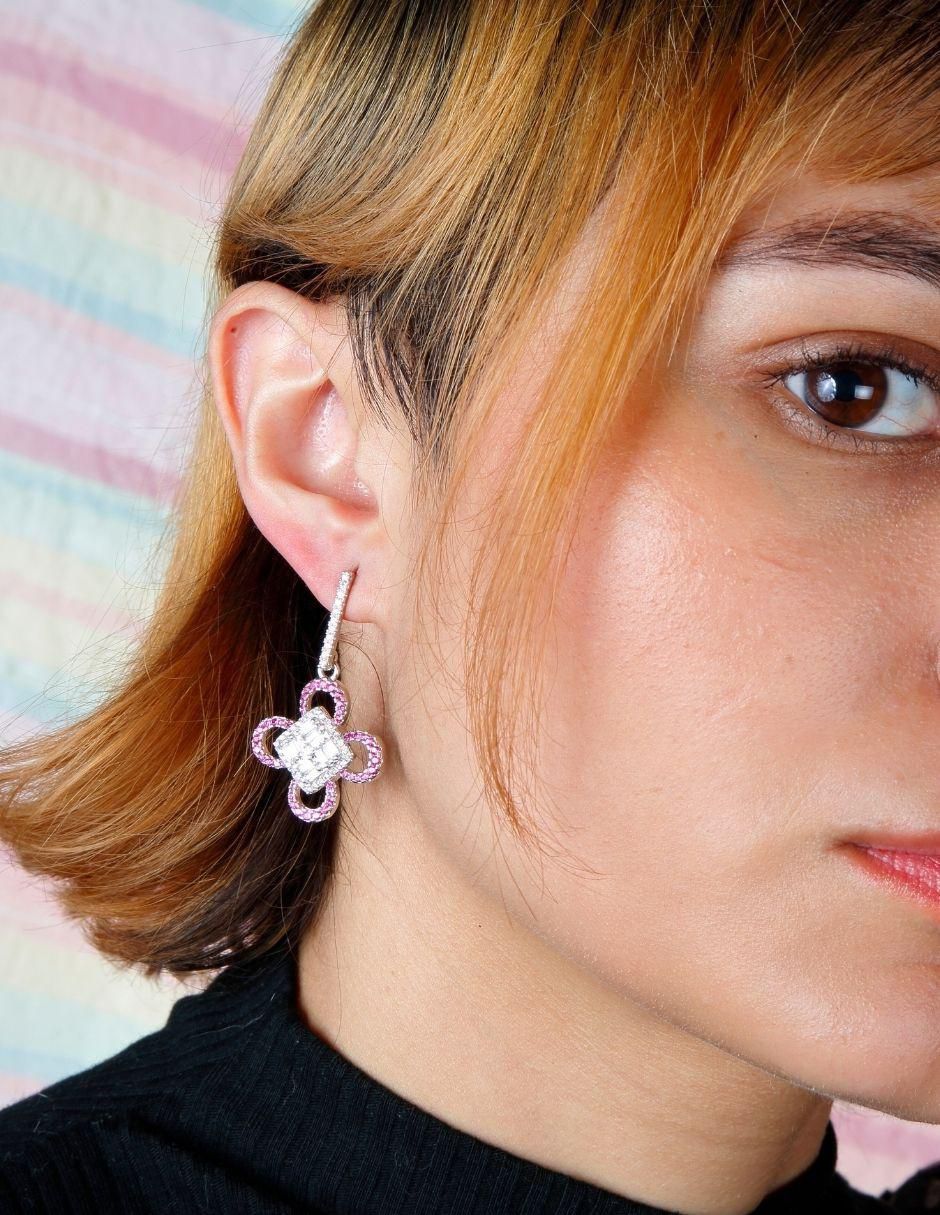 Aretes largos Amarisse con acabado baño rodio zirconia 5