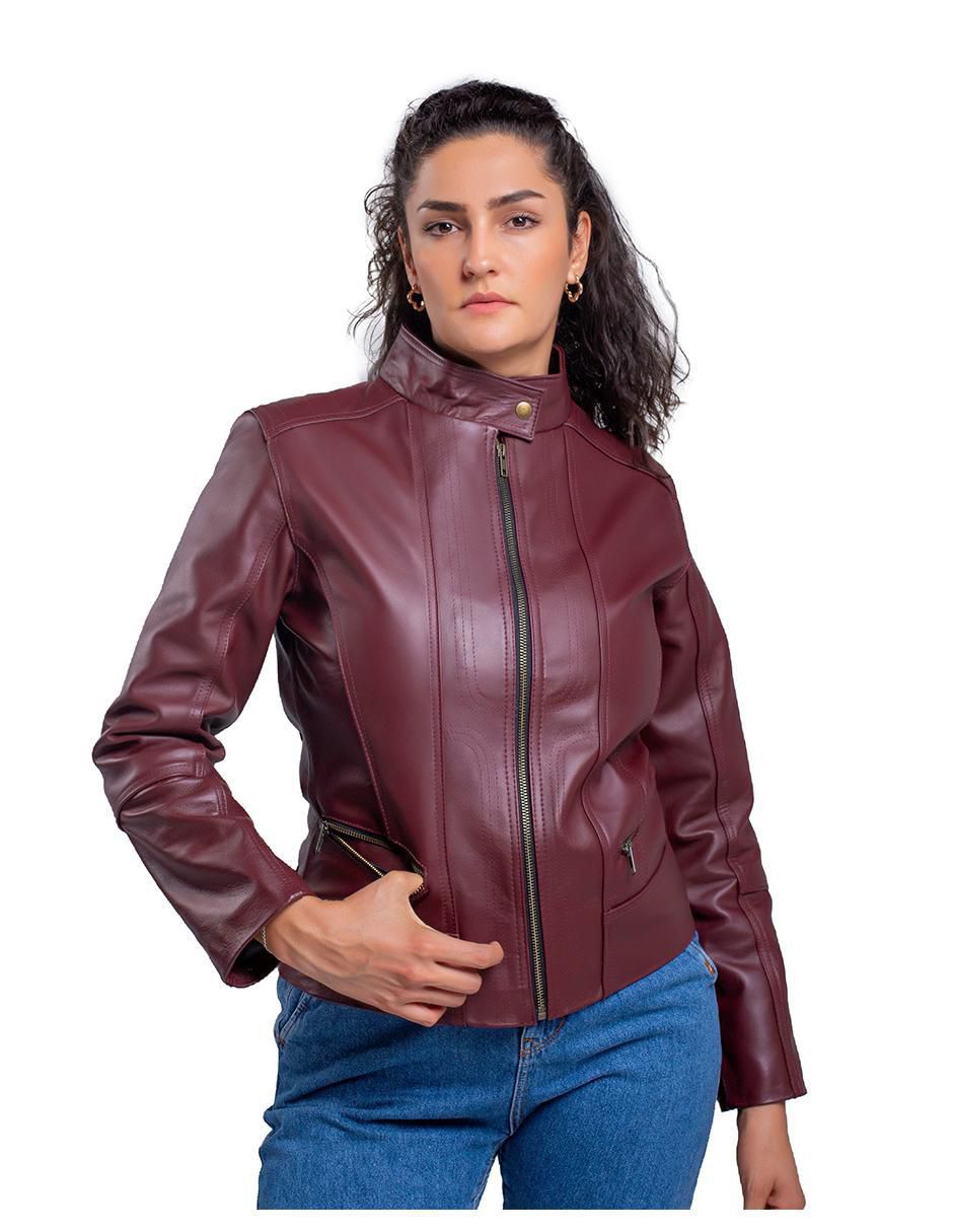 Chamarra de piel para mujer
