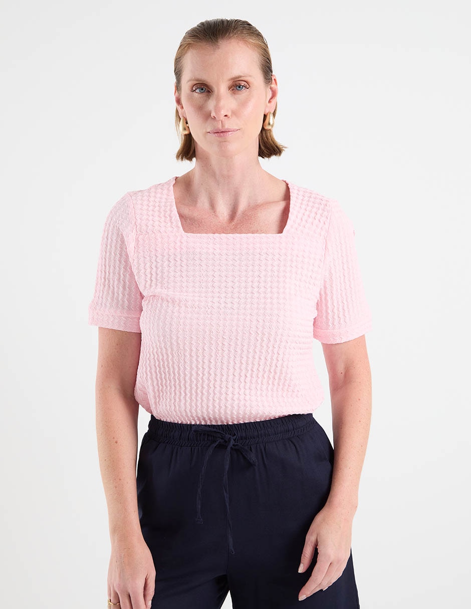 Playera manga corta cuello cuadrado para mujer