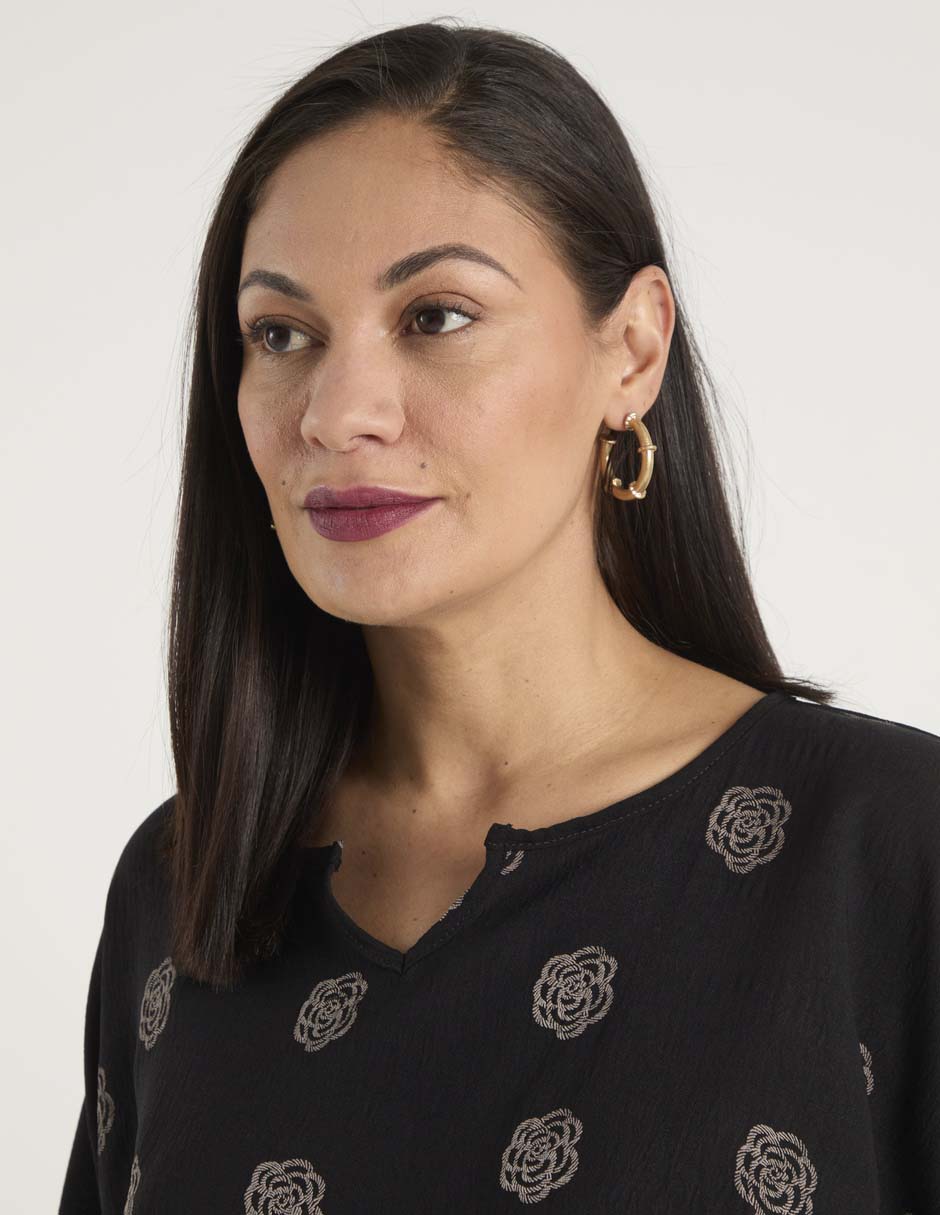 Blusa manga al codo para mujer 4