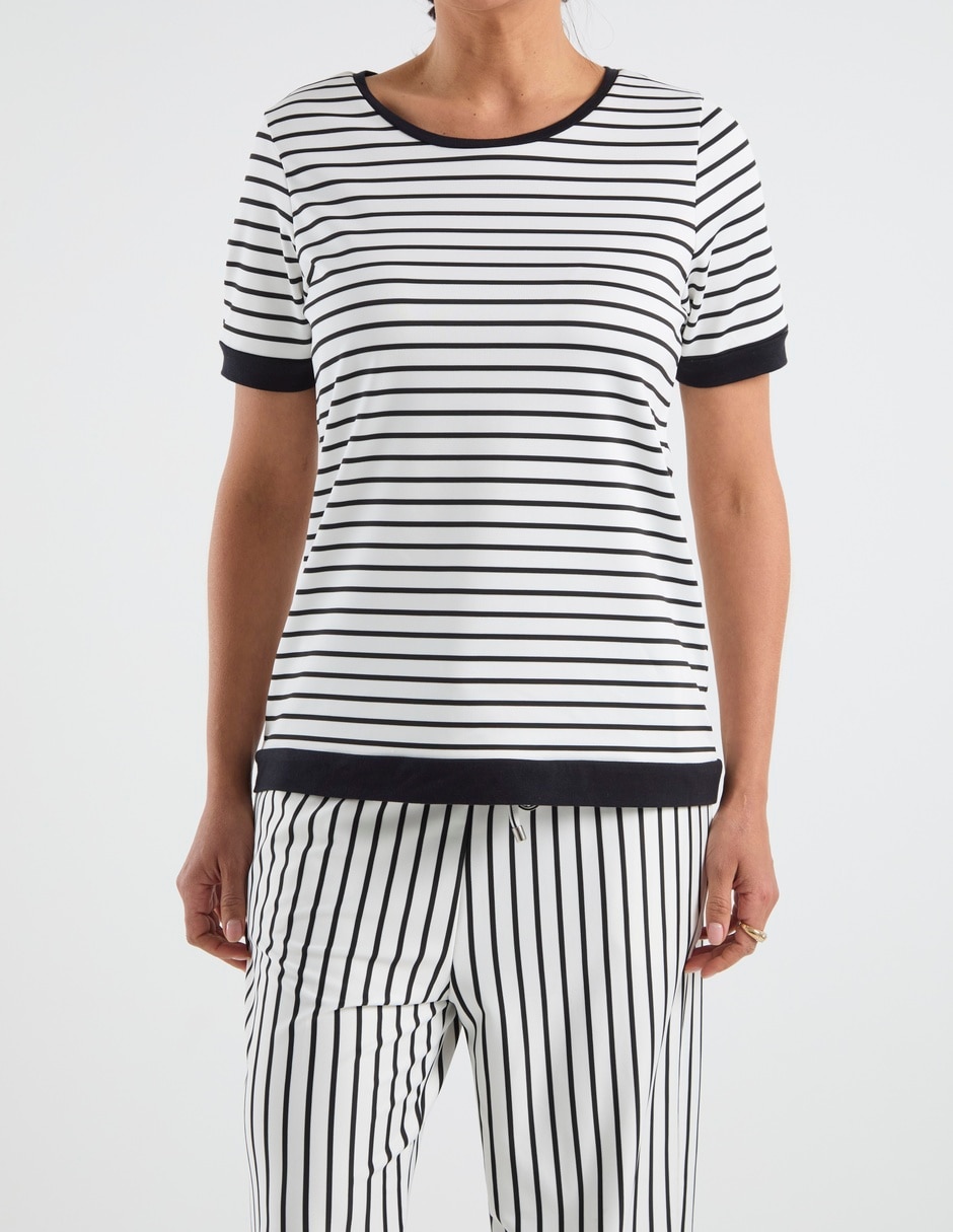 Playera manga corta cuello redondo para mujer 7