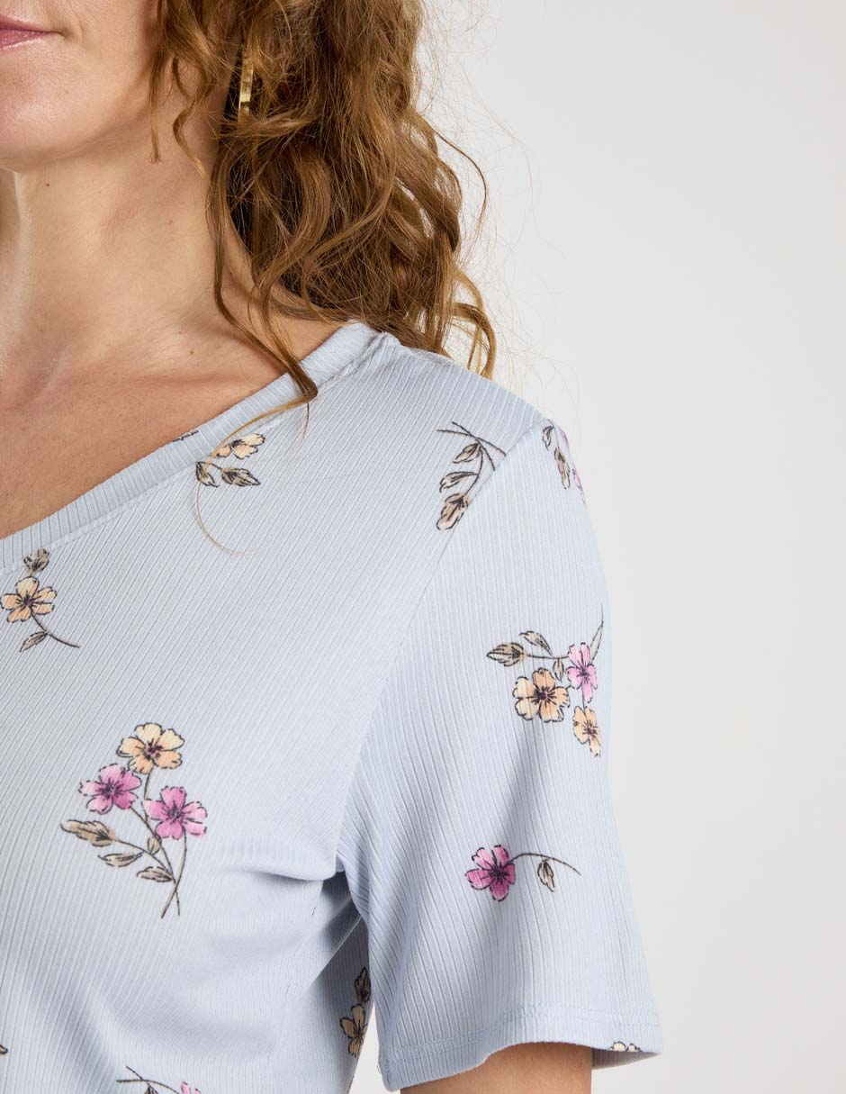 Playera manga corta cuello V para mujer 4