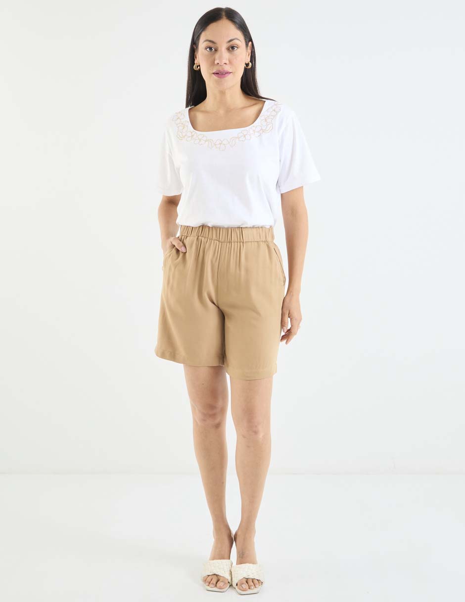 Playera manga corta cuello cuadrado para mujer 3