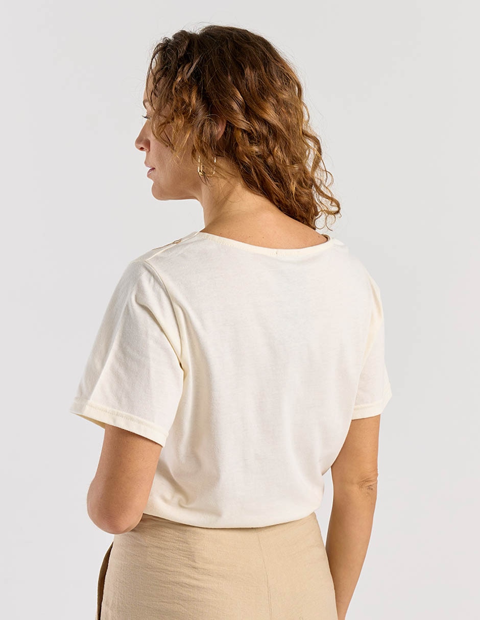 Playera manga corta cuello V para mujer 6