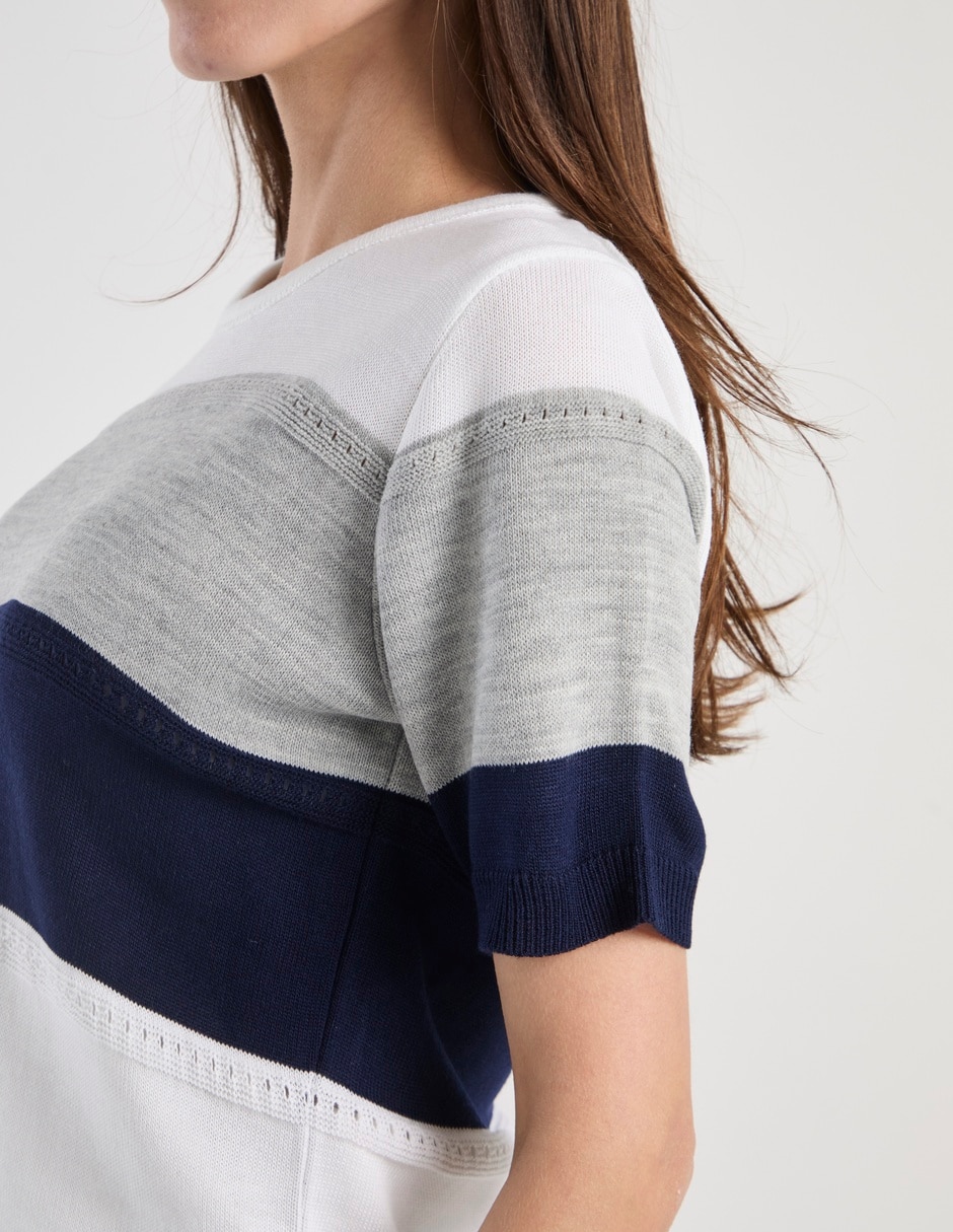 Playera manga corta cuello redondo para mujer 5
