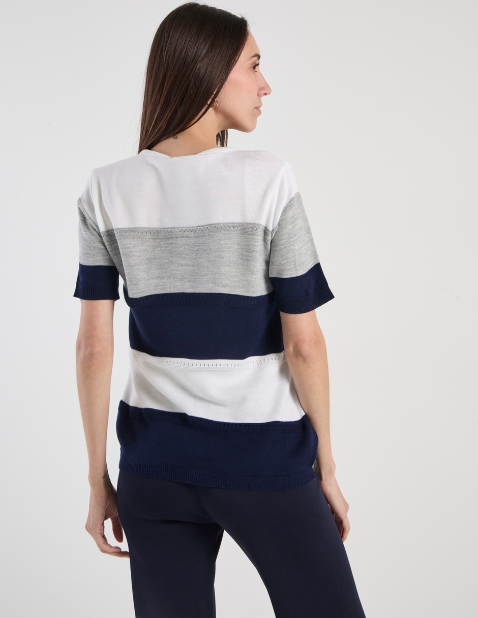 Playera manga corta cuello redondo para mujer 6