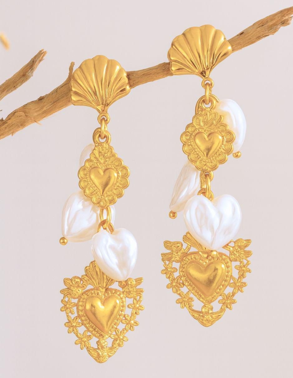 Aretes largos de corazón Milagritos con acabado brillante 7